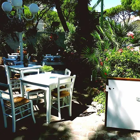Hotel Helvetia 3*