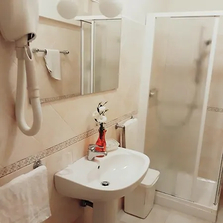 Hotel Helvetia 3*